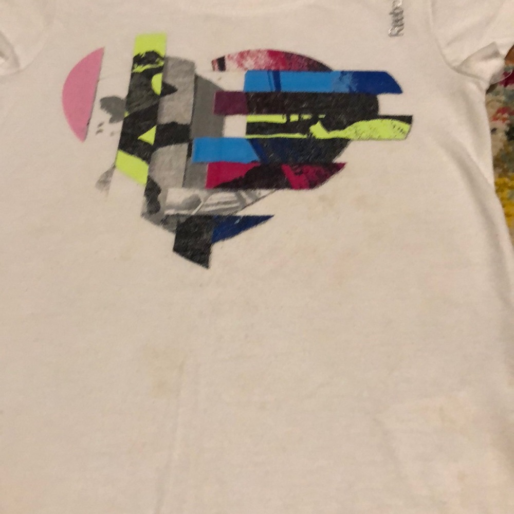 Tee - Picture 2 of 5